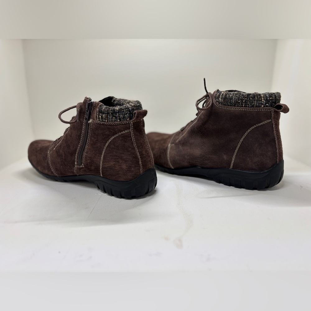 Propet Women's Delaney Ankle Boot - Picture 4 of 8